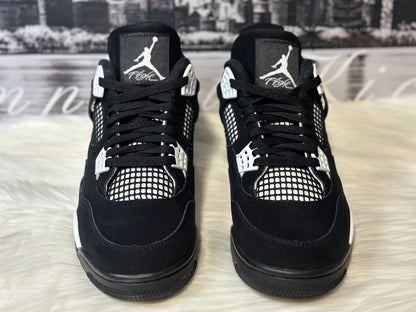 Air Jordan 4 Retro White Thunder FQ8138-001