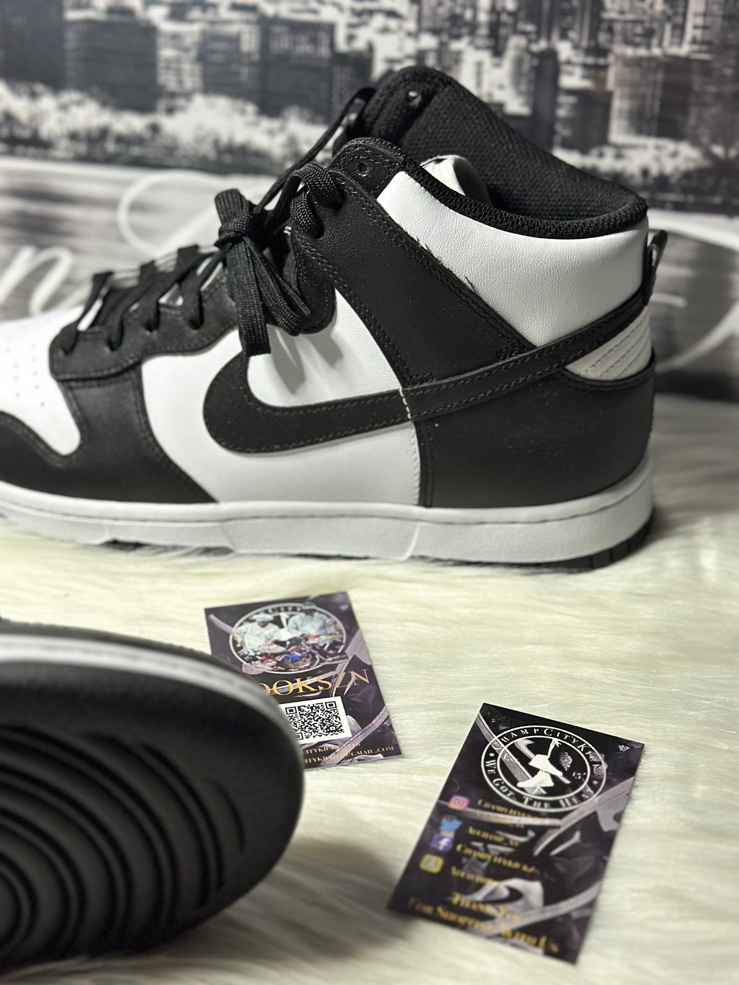 NIKE DUNK HIGH BLACK WHITE PANDA 2021 DD1399-105