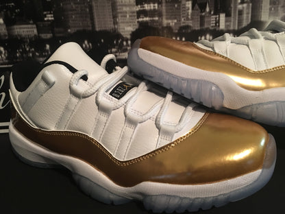 Jordan 11 Low "Closing Ceremony"