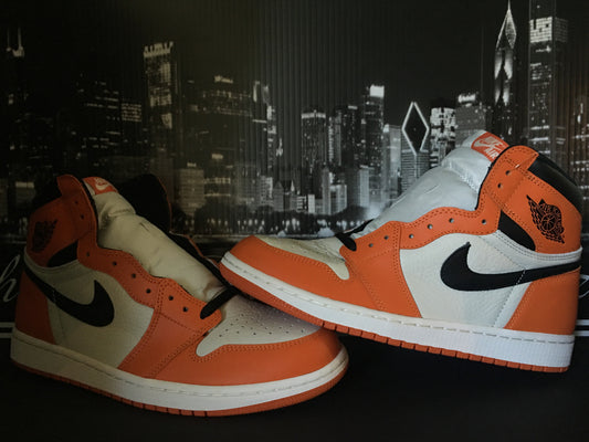 Jordan 1 "Shattered Backboard" Away