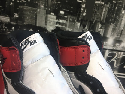 Jordan Retro 1 OG High "Black Toe"