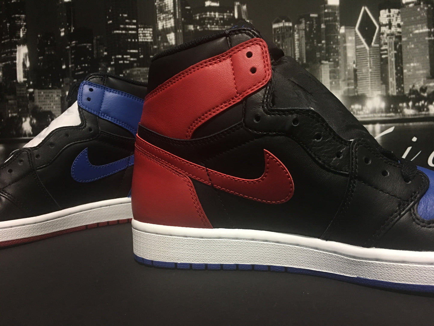 Jordan Retro 1 "Top 3"