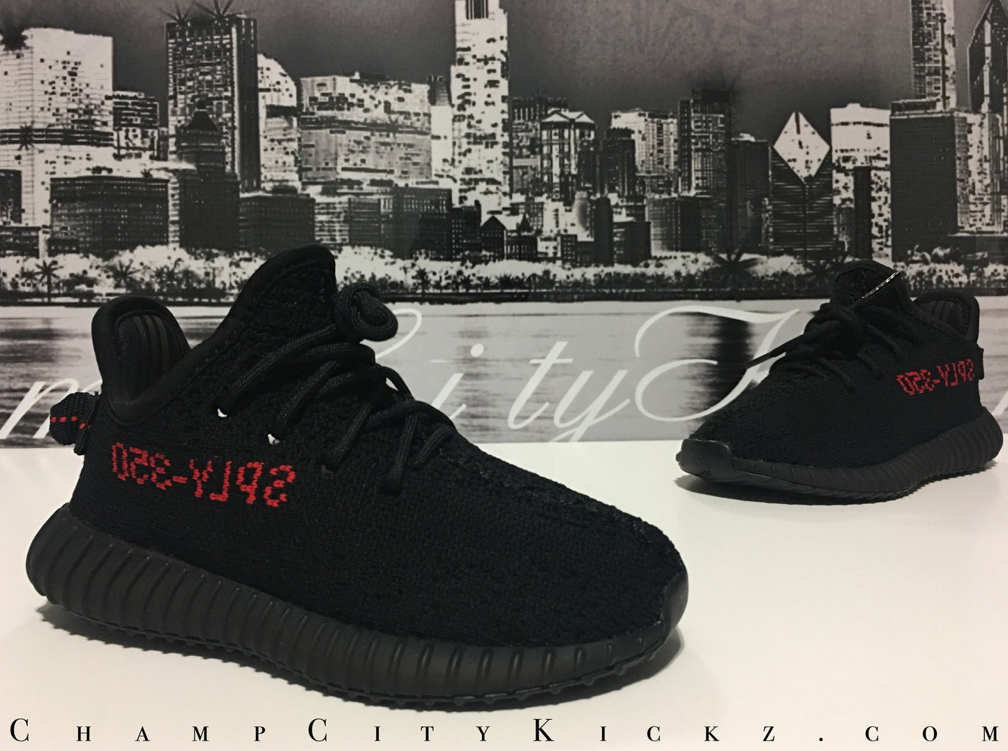 Yeezy Boost 350 V2 Infant "Bred"