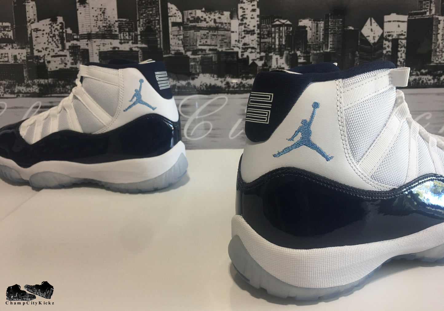 Jordan 11 Midnight Navy