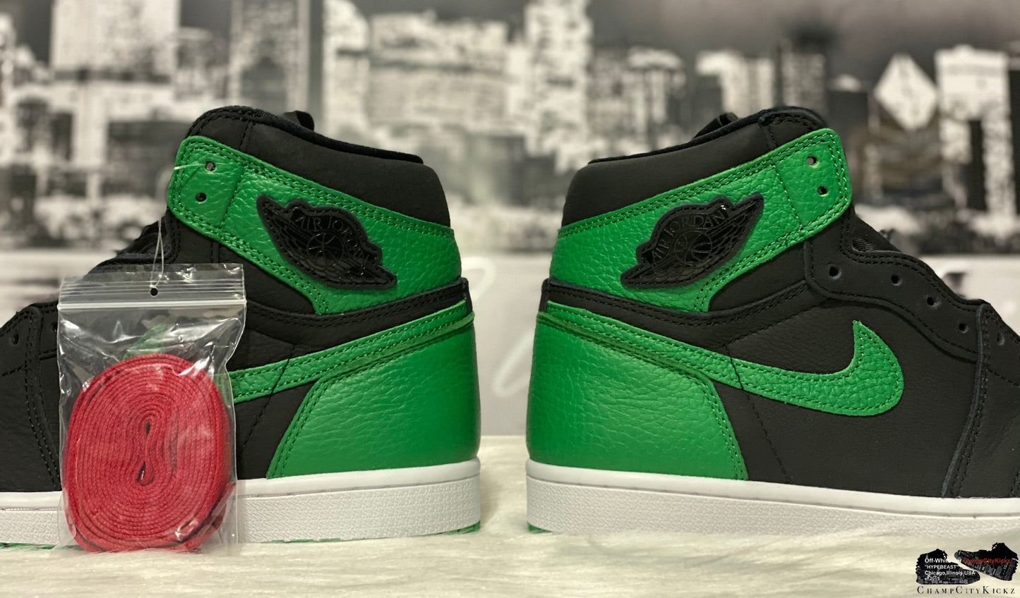 Jordan Retro 1 OG High Pine Green 555088-030