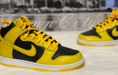 NIKE DUNK HIGH VARSITY MAIZE CZ8149-002