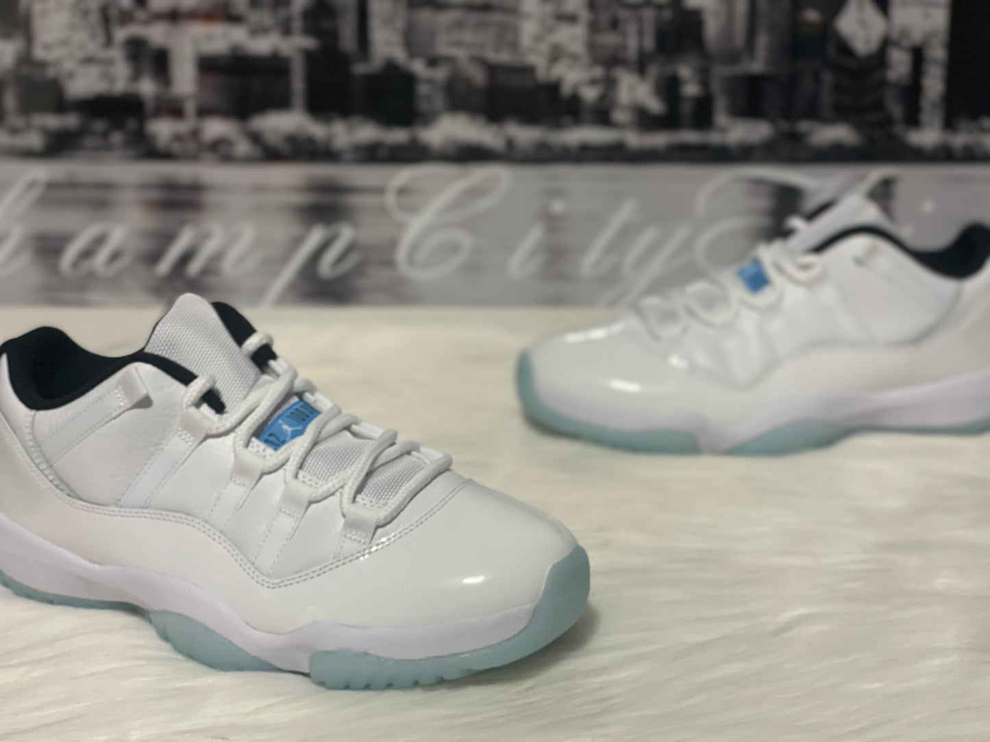 Air Jordan Retro 11 Low Legend Blue AV2187-117