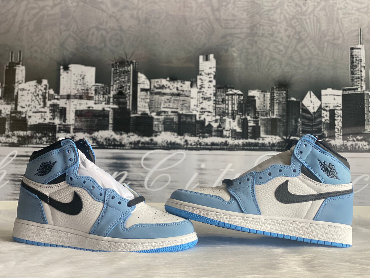 Jordan Retro 1 OG High University Blue