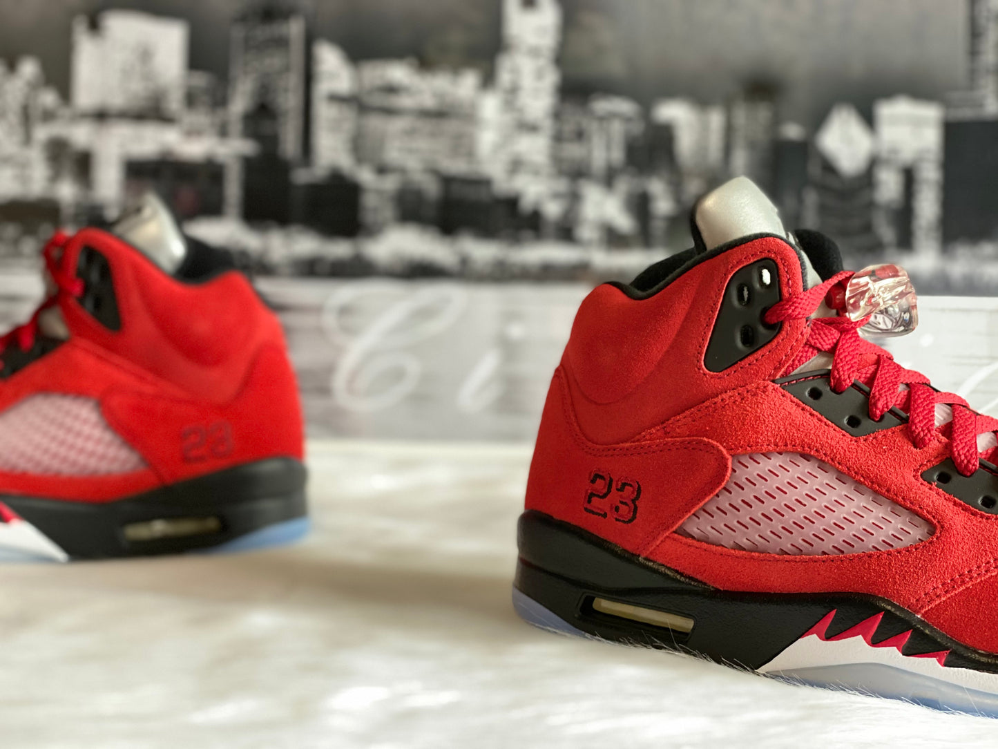 AIR JORDAN RETRO 5 RAGING BULL 2021 DD0587-600