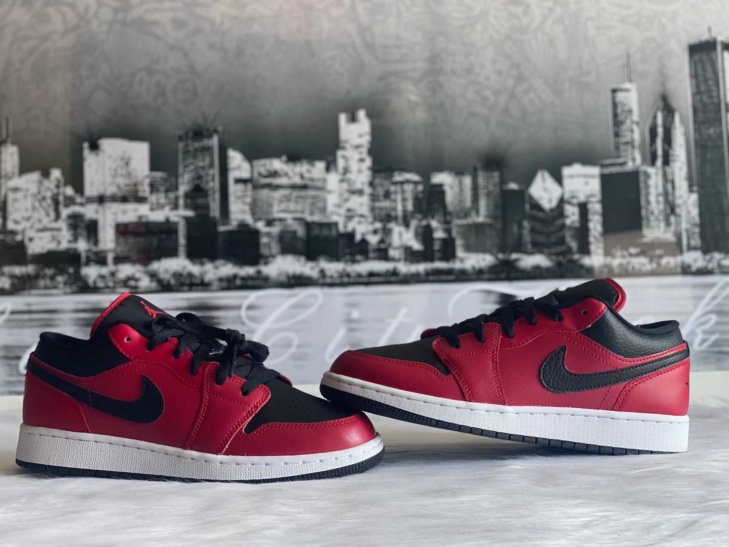 AIR JORDAN 1 LOW GS GYM RED 553560-605