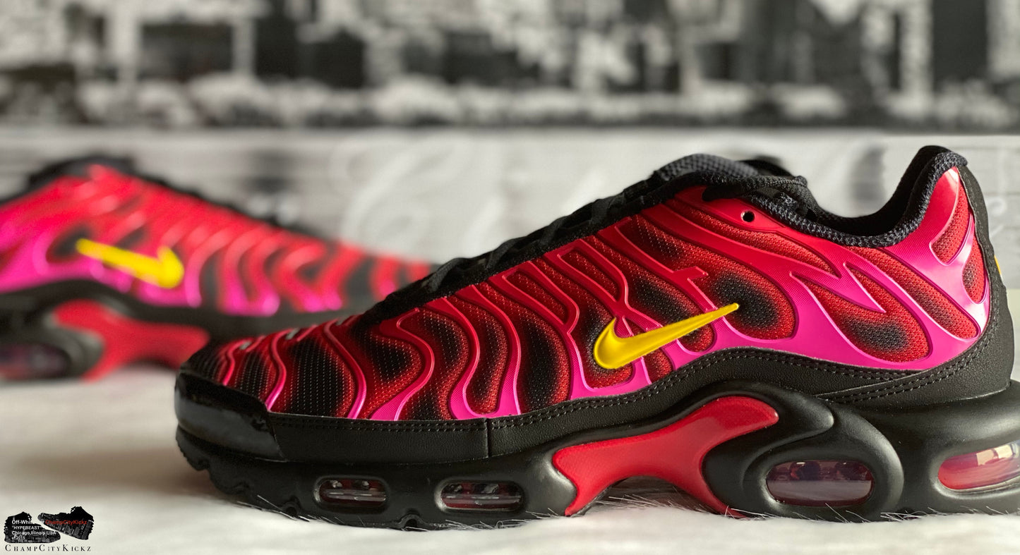 NIKE AIR MAX PLUS TN SUPREME DA1472-600