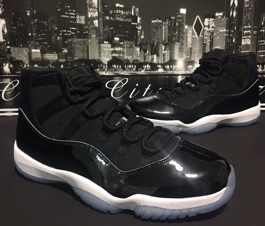 Jordan Retro 11 "Space Jam"