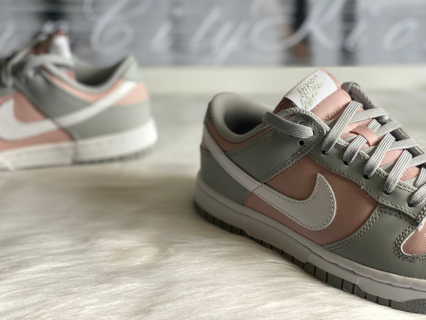 NIKE DUNK LOW SOFT GREY DM8329-600