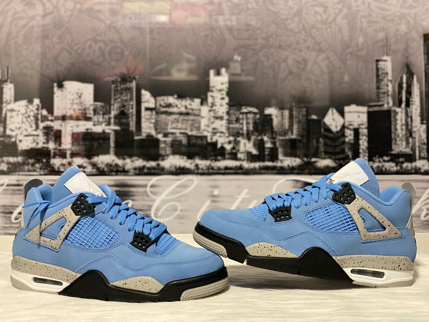 AIR JORDAN RETRO 4 UNIVERSITY BLUE CT8527-400/408452-400